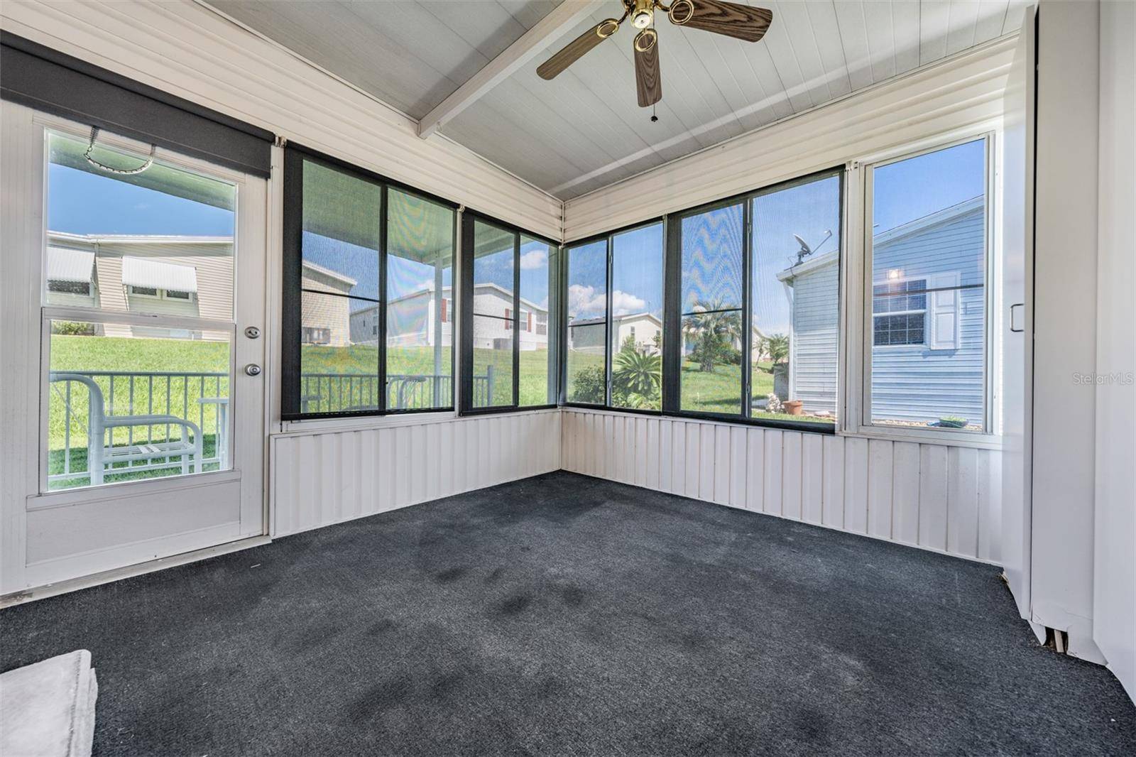 Zephyrhills, FL 33541,37601 NEUKOM AVE