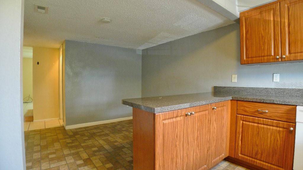 Tampa, FL 33613,14426 REUTER STRASSE CIR #116