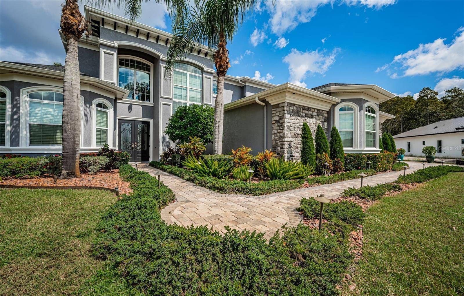 Tarpon Springs, FL 34688,180 KEYSTONE PALMS BLVD