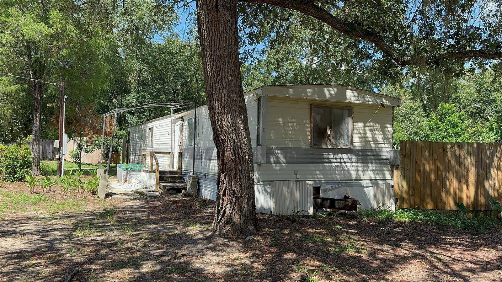 Silver Springs, FL 34488,4065 NE 174TH TER