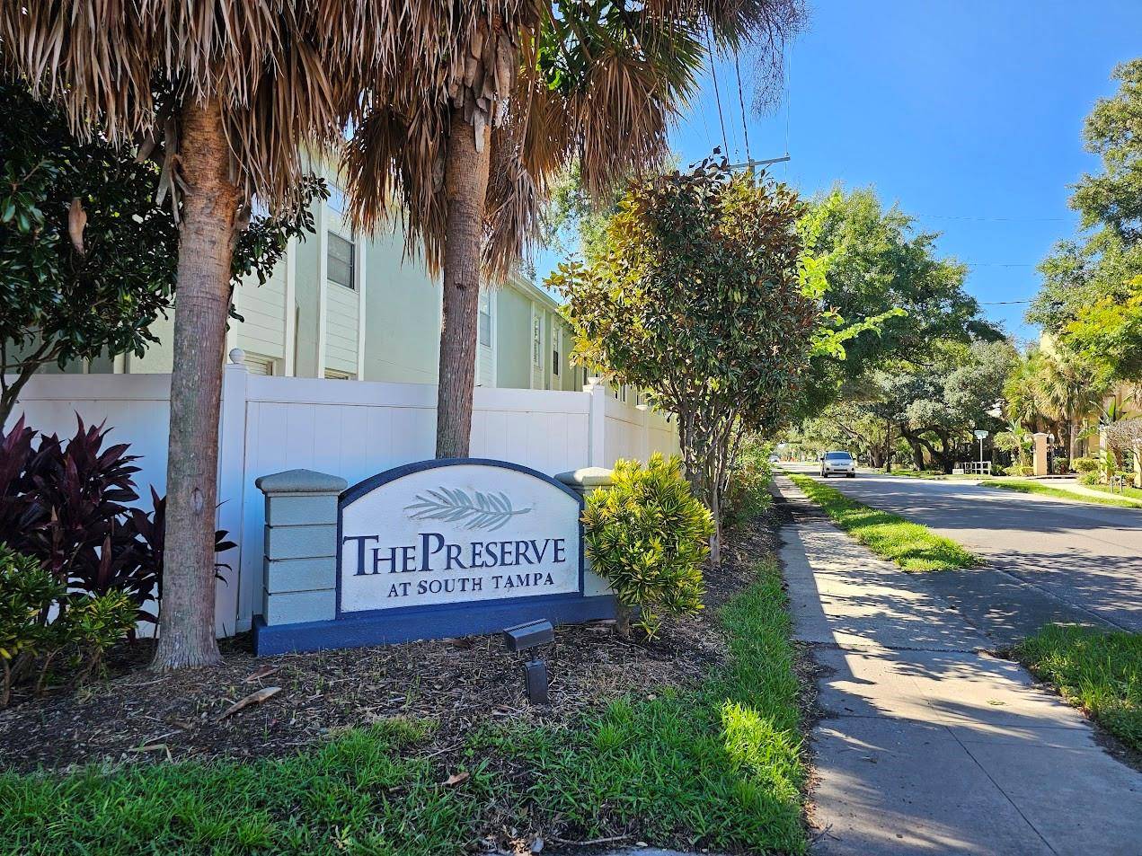 Tampa, FL 33611,5440 S MACDILL AVE #1D