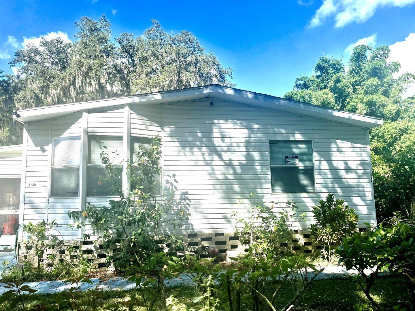 Zephyrhills, FL 33541,4245 SEABERG RD