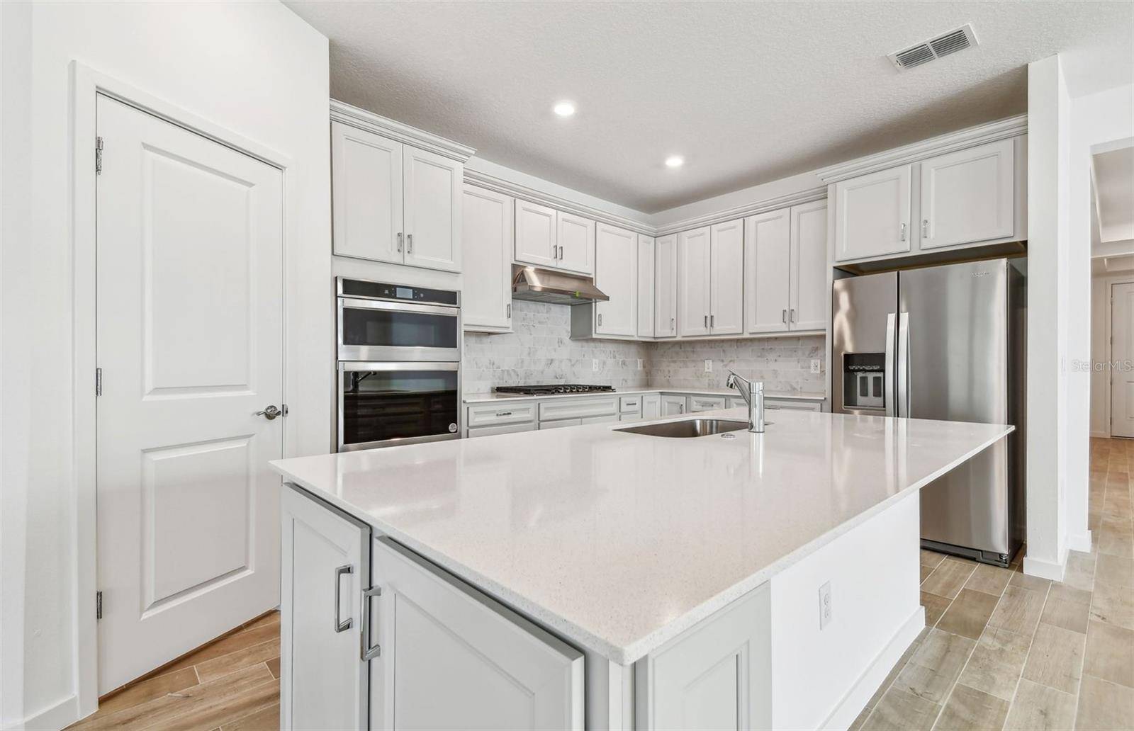 Riverview, FL 33578,13806 SUNLIGHT MEADOW DR