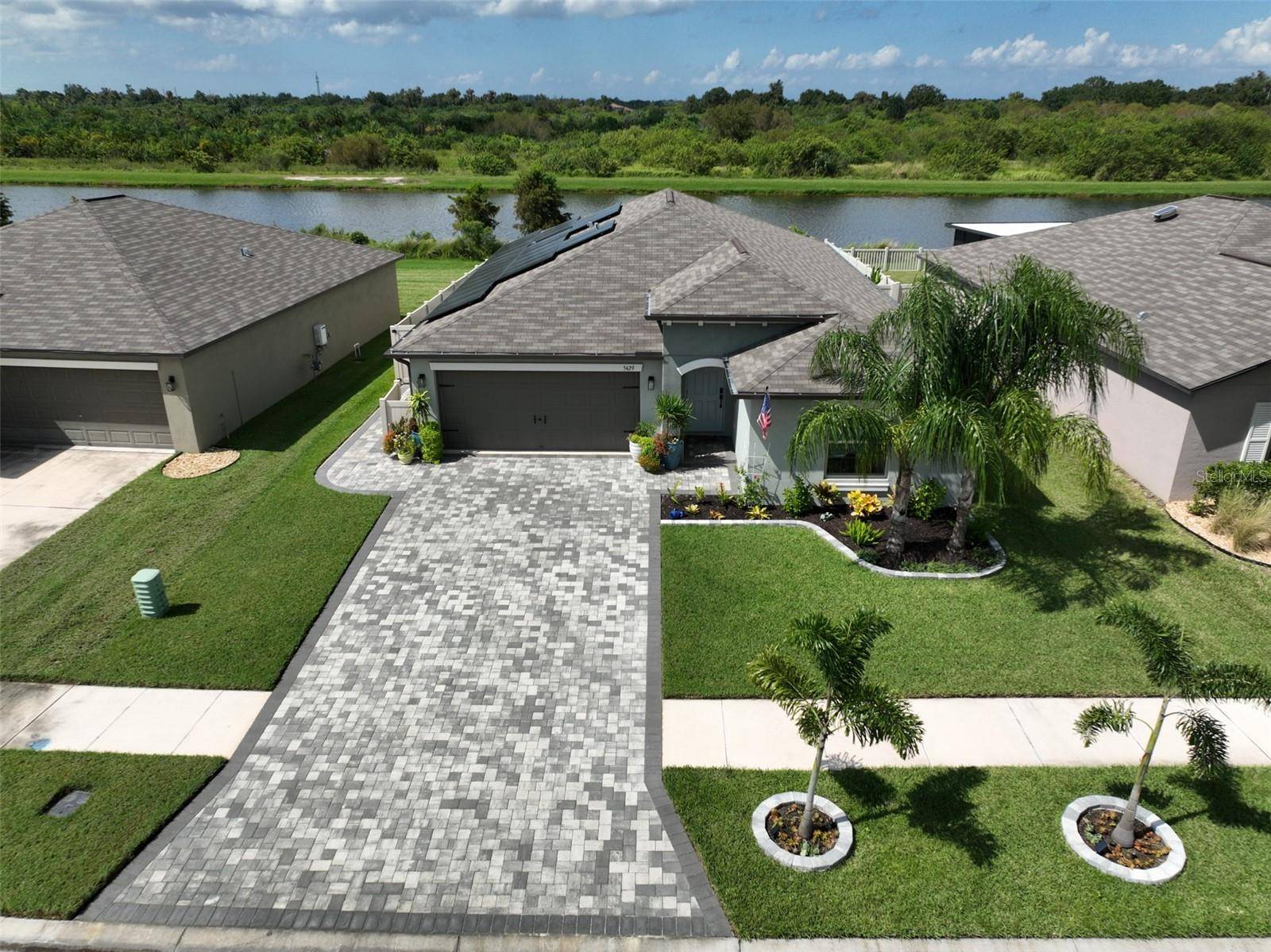 Apollo Beach, FL 33572,5429 RAINWOOD MEADOWS DR