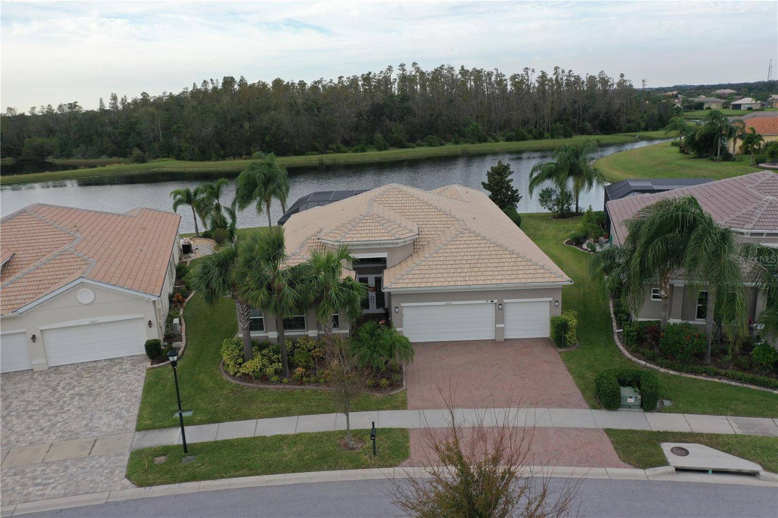 Wimauma, FL 33598,16015 CAPE CORAL DR