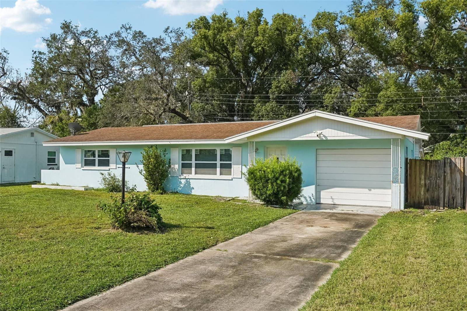 Seminole, FL 33772,7596 117TH ST