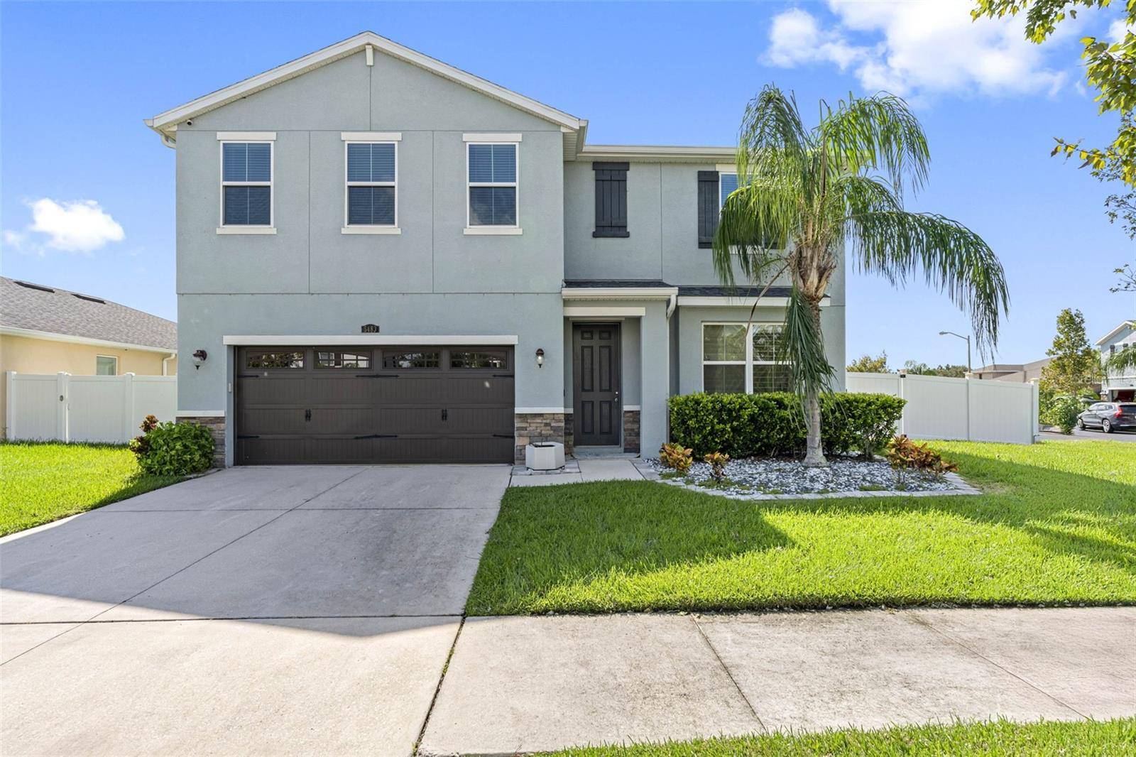 Wesley Chapel, FL 33545,5489 SUNCATCHER DR