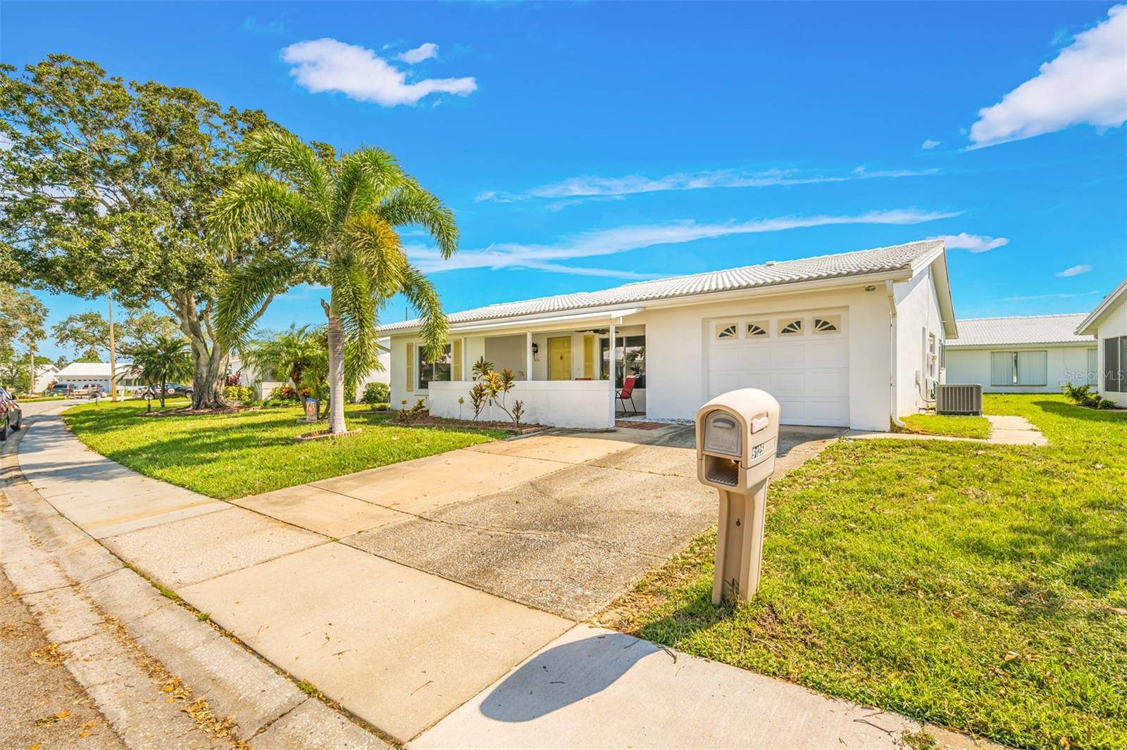 Pinellas Park, FL 33782,9125 39TH LN N