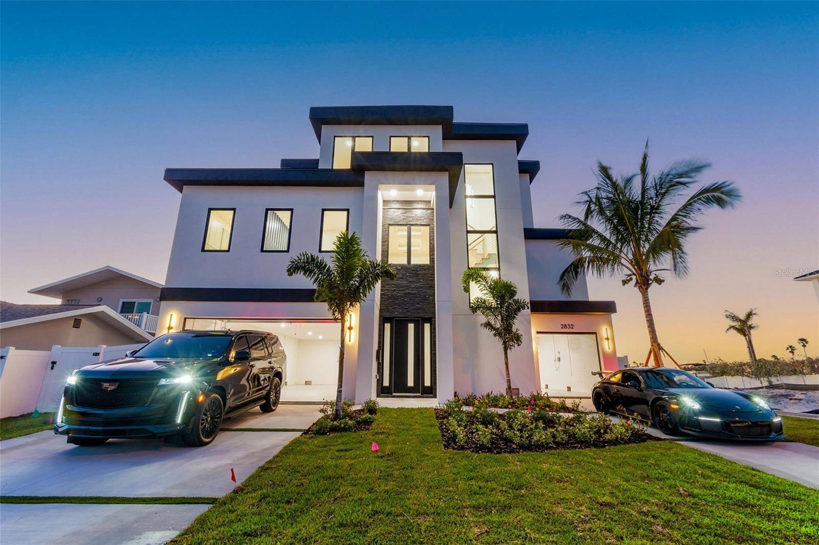 St Pete Beach, FL 33706,2832 W VINA DEL MAR BLVD