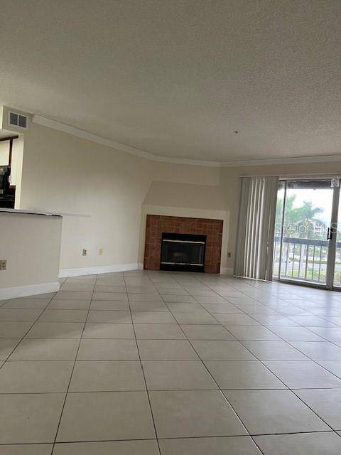 Clearwater, FL 33762,2400 FEATHER SOUND DR #1436