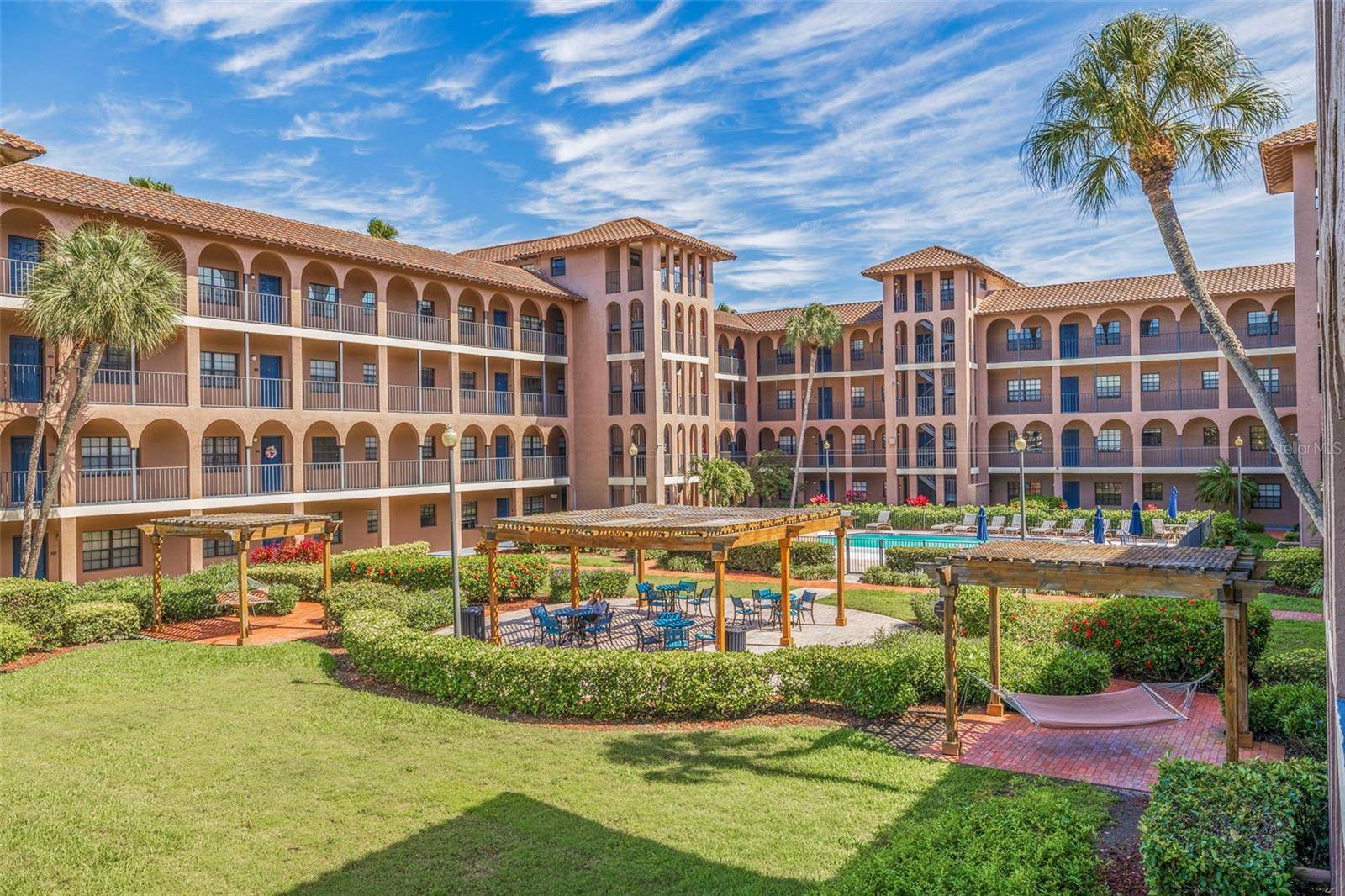 Gulfport, FL 33707,6100 GULFPORT BLVD S #316