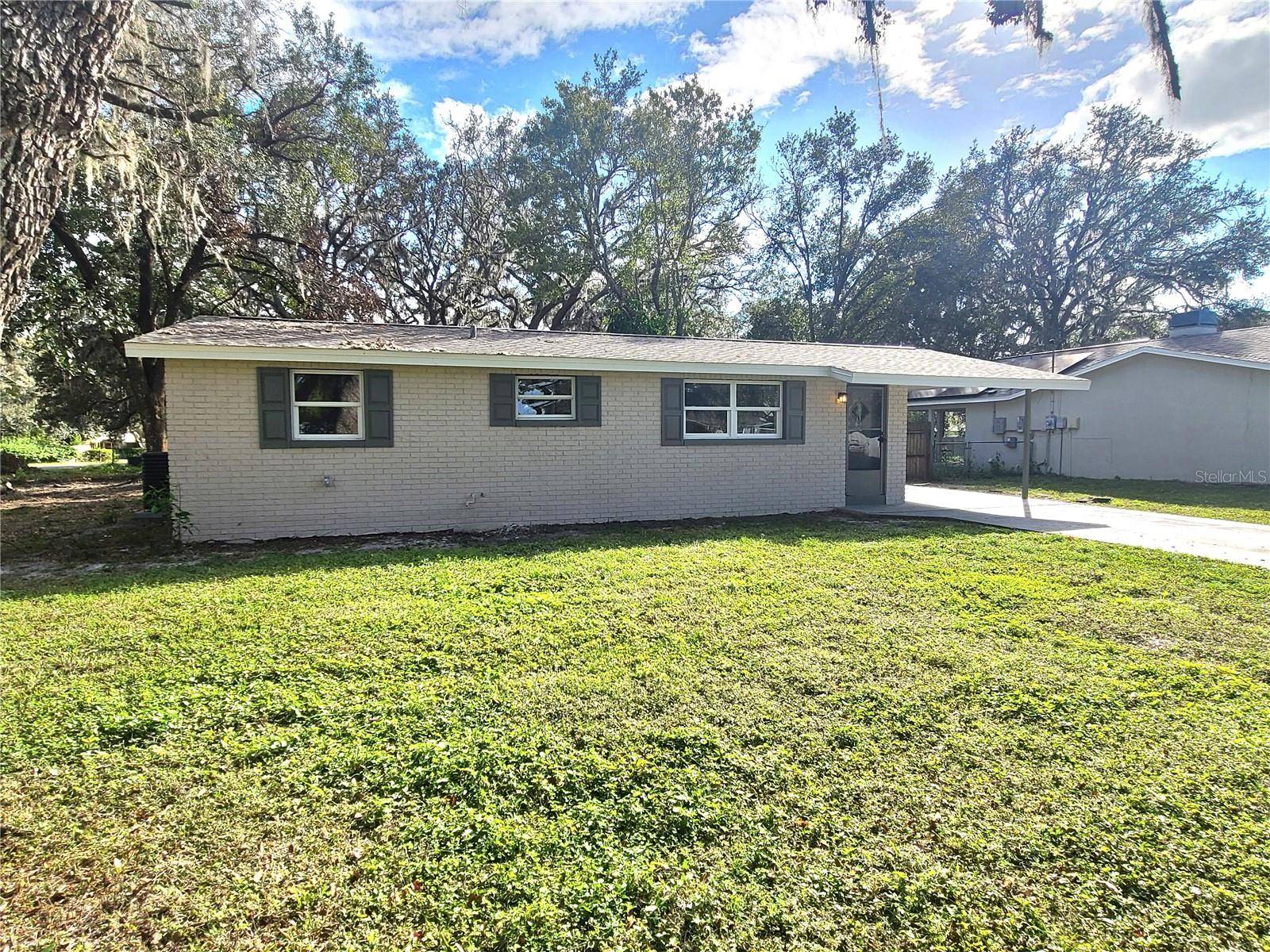 Zephyrhills, FL 33541,38200 ARCHER AVE