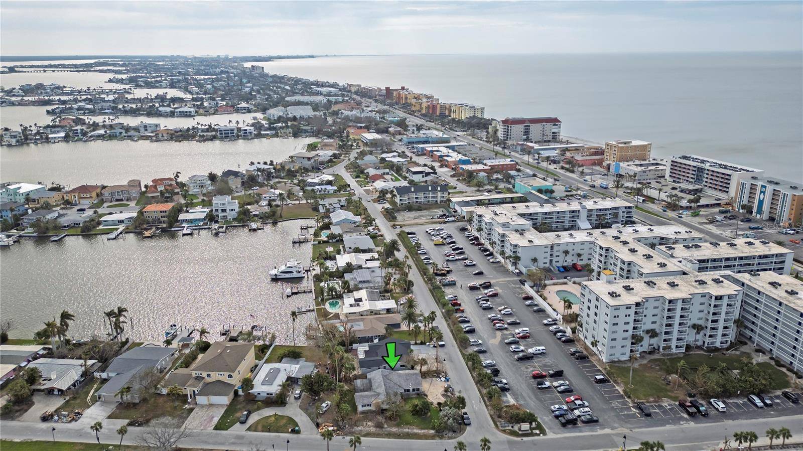 North Redington Beach, FL 33708,17271 2ND ST E