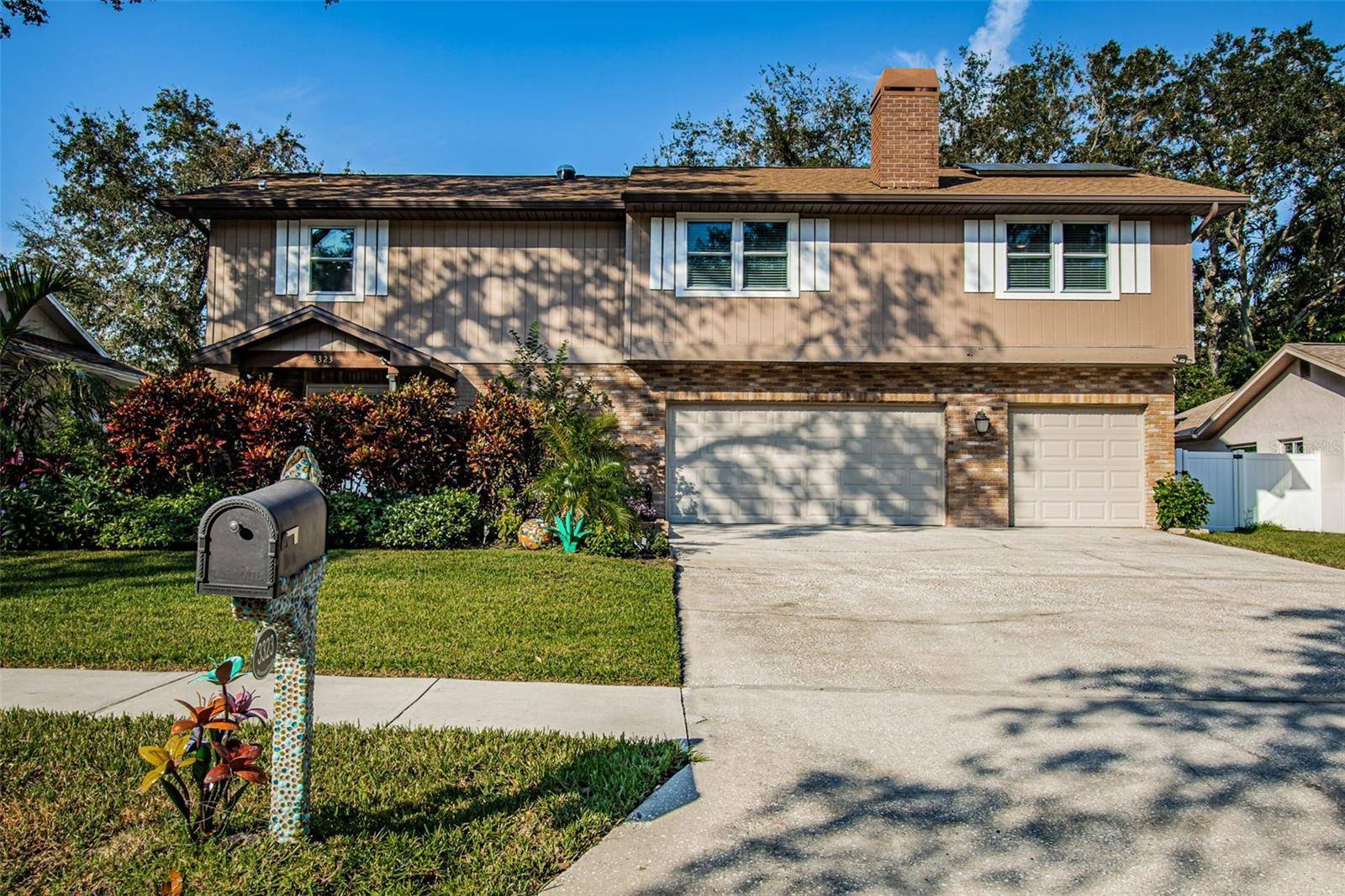 Safety Harbor, FL 34695,3323 BRIARWOOD CIR
