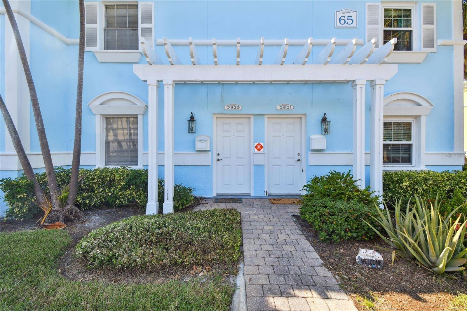 St Petersburg, FL 33705,3825 POMPANO DR SE