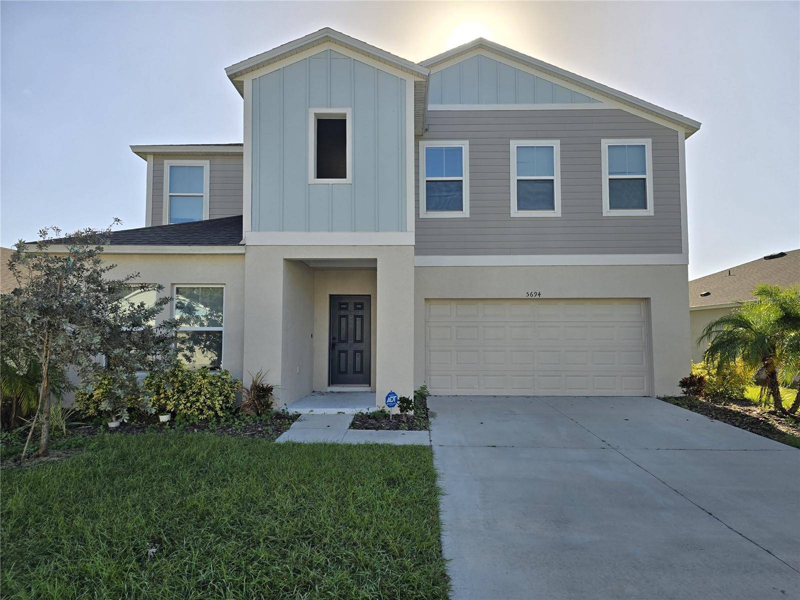 Lakeland, FL 33811,5694 ARLINGTON RIVER DR