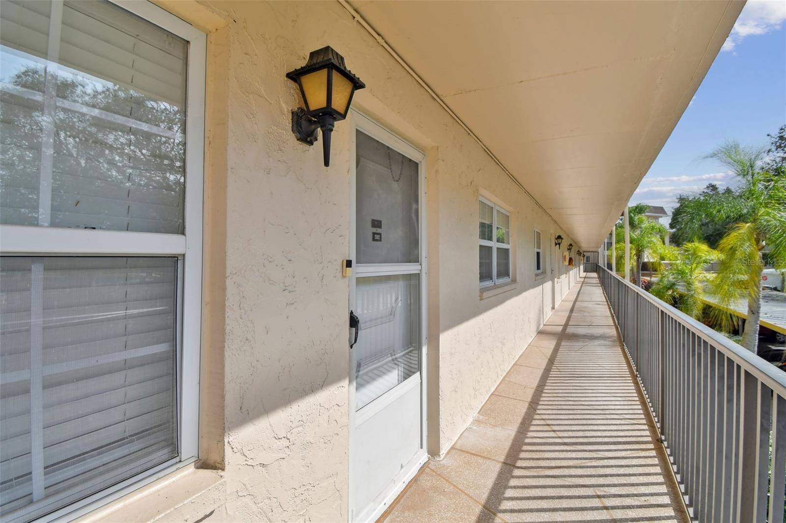 Dunedin, FL 34698,820 VIRGINIA ST #202