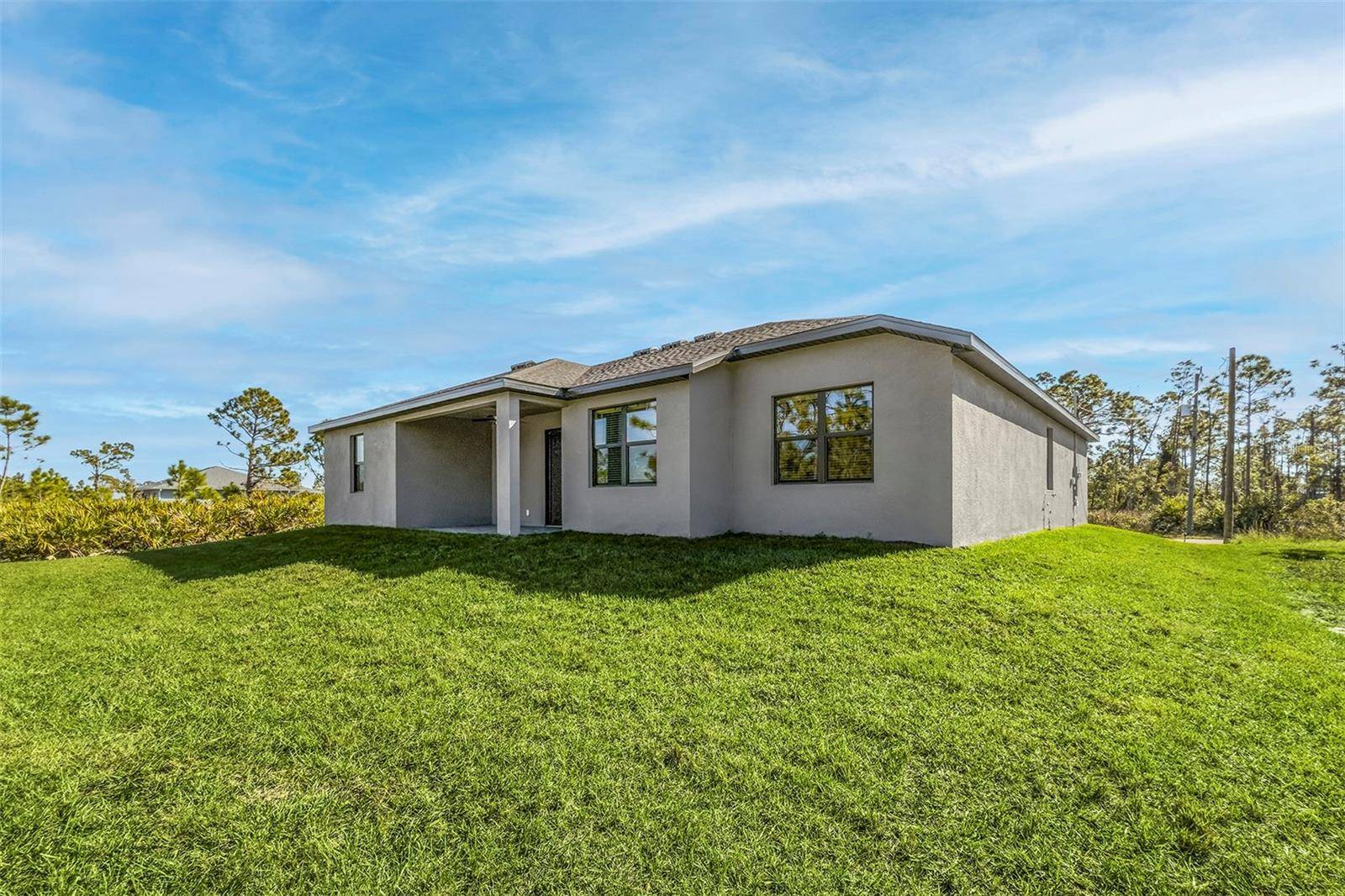 Port Charlotte, FL 33981,5227 DAYTON LN