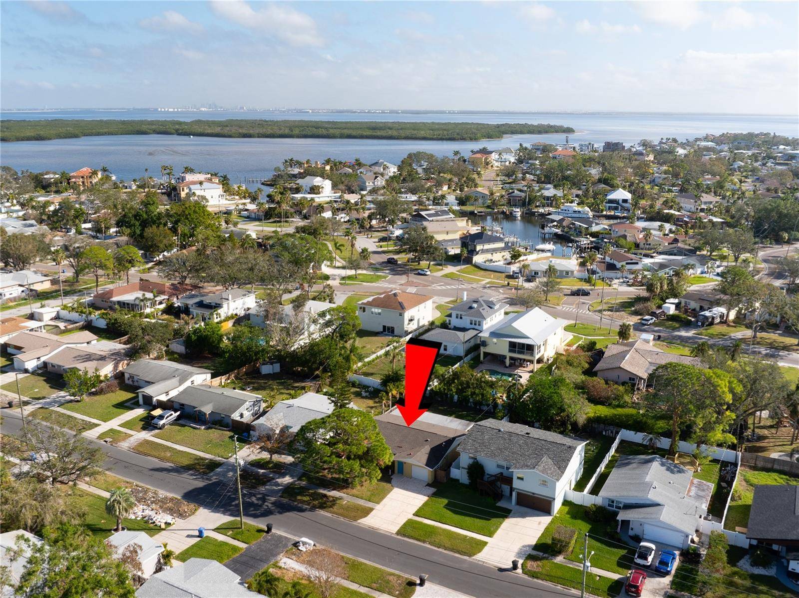 St Petersburg, FL 33703,5419 DENVER ST NE
