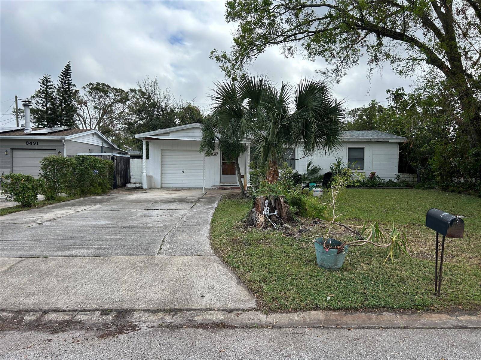 Pinellas Park, FL 33781,8471 52ND LN N