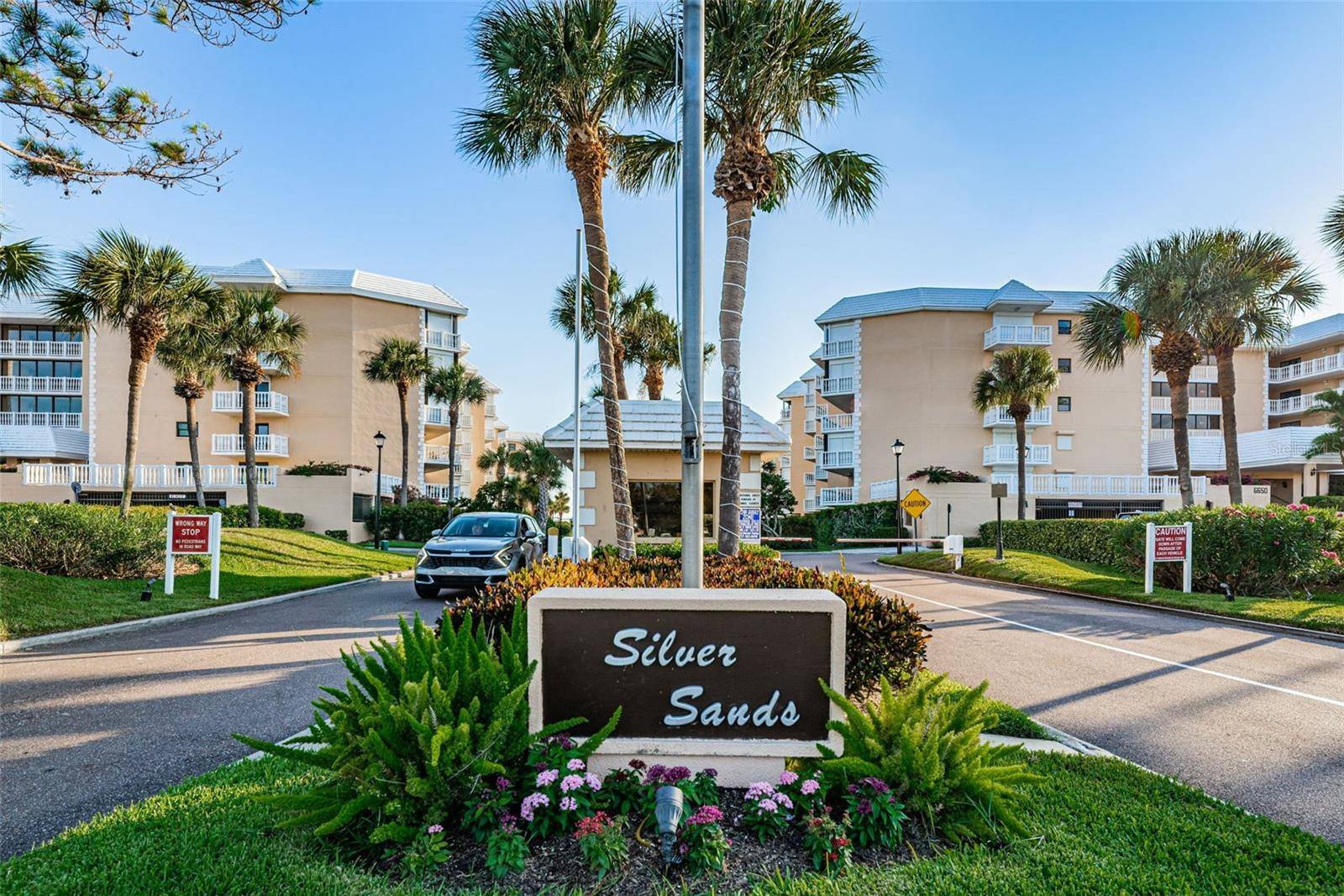 St Pete Beach, FL 33706,6600 SUNSET WAY #303