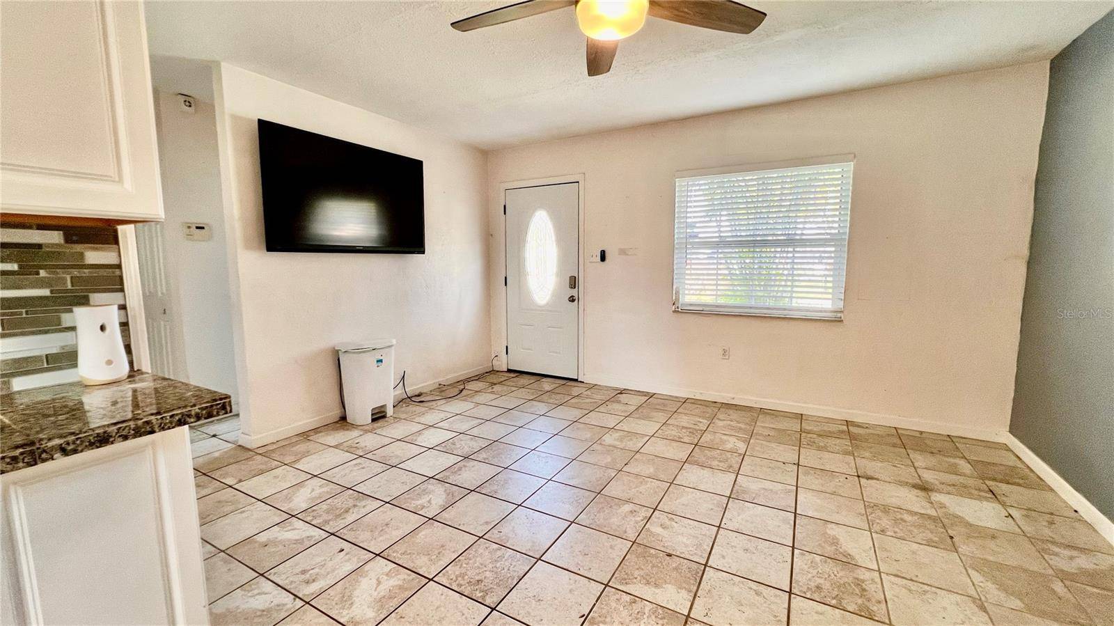 Seminole, FL 33777,9084 109TH AVE