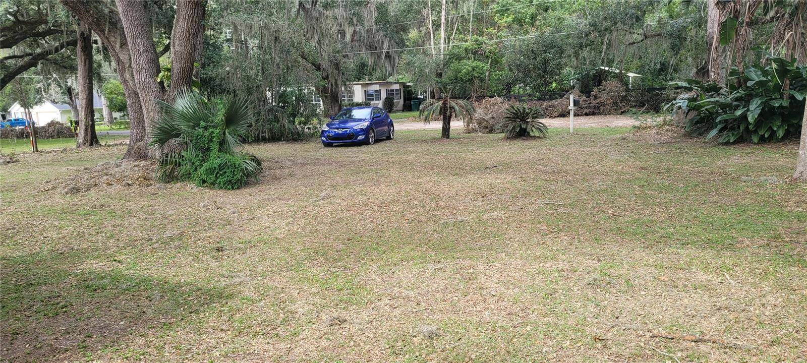 Lady Lake, FL 32159,242 OAK HILL RD