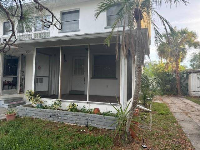 Saint Petersburg, FL 33701,964 LOCUST ST NE #A