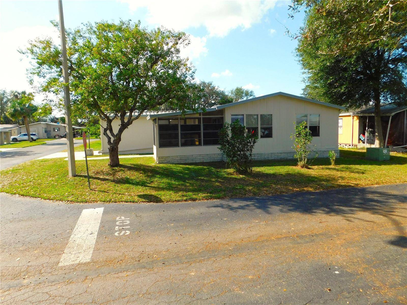 Zephyrhills, FL 33541,5311 POPPY ST