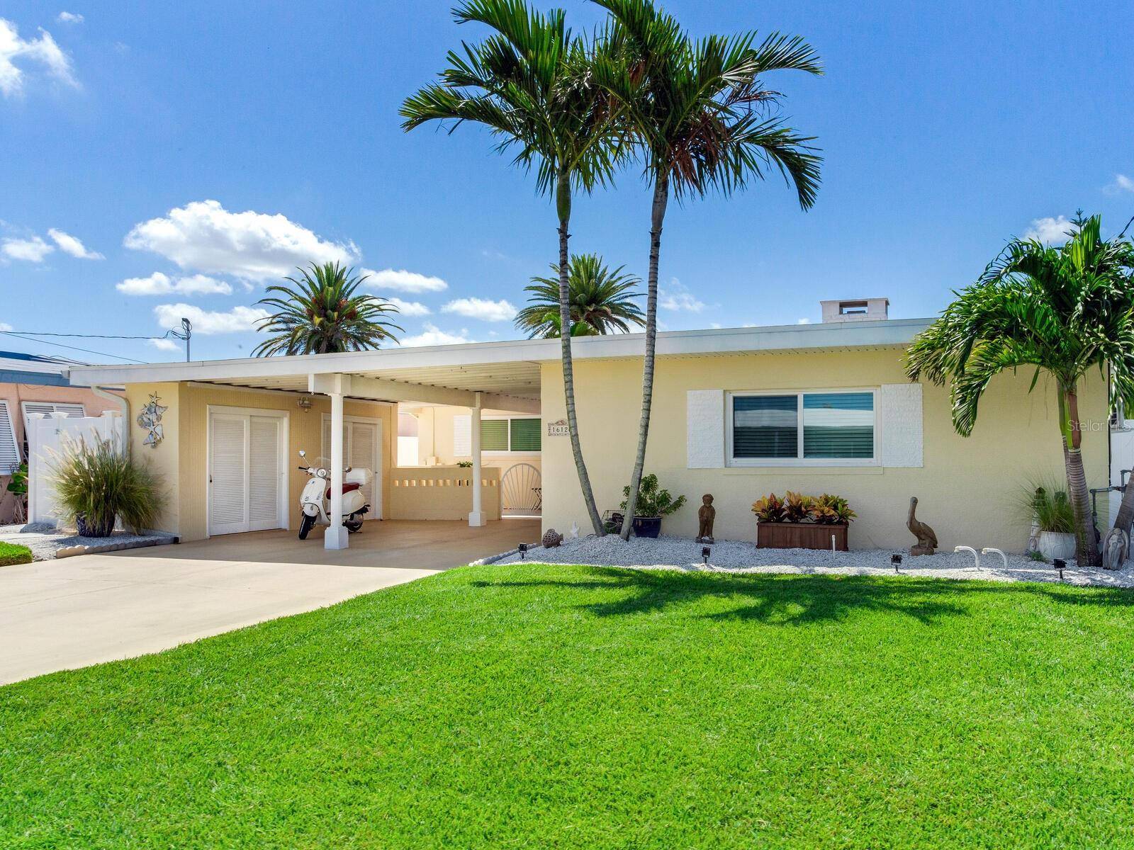 Redington Beach, FL 33708,16126 4TH ST E
