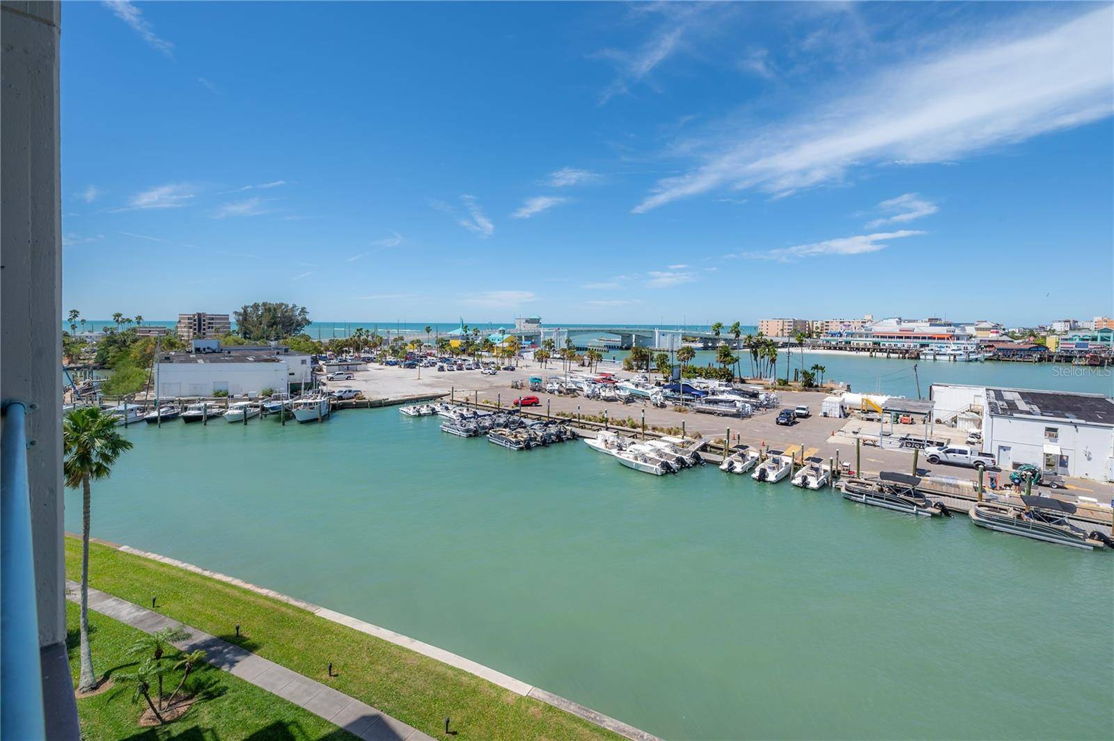 Treasure Island, FL 33706,1 KEY CAPRI #503W