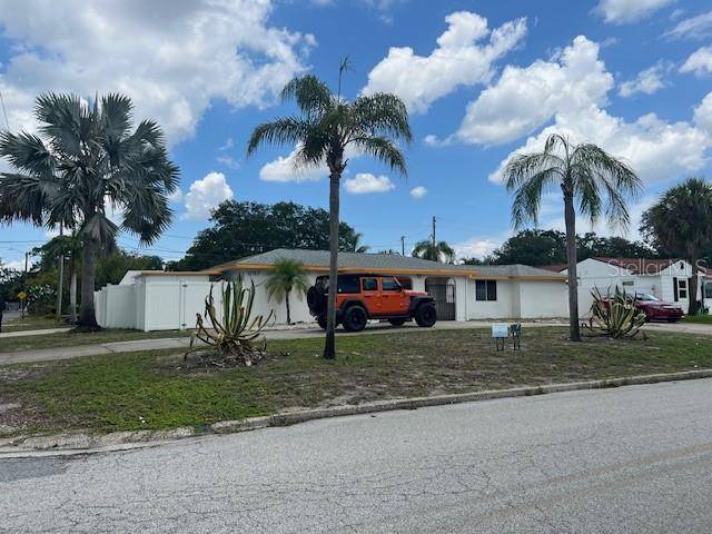 St Petersburg, FL 33710,1017 ROBINSON DR N
