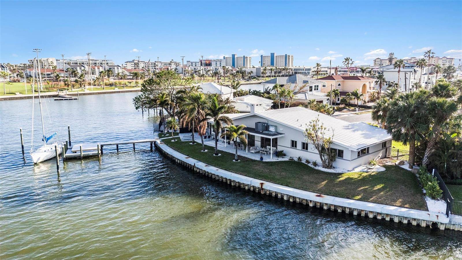 Madeira Beach, FL 33708,15336 HARBOR DR