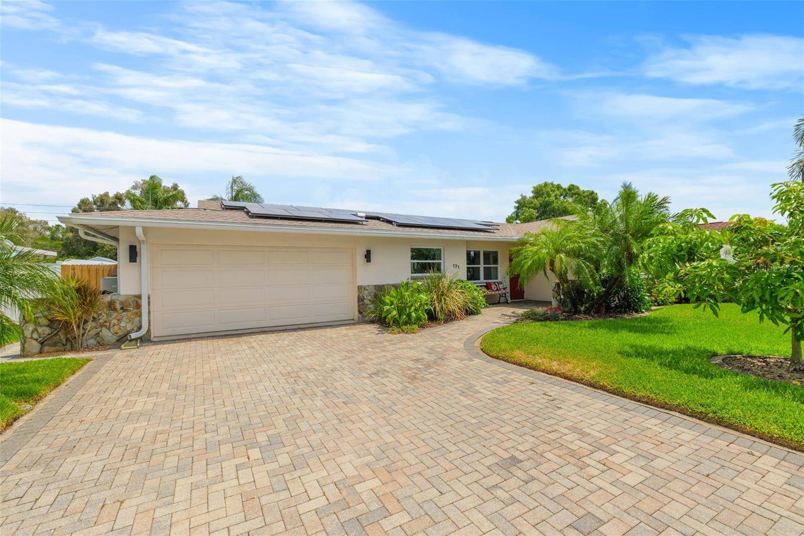 St Petersburg, FL 33702,171 98TH AVE N