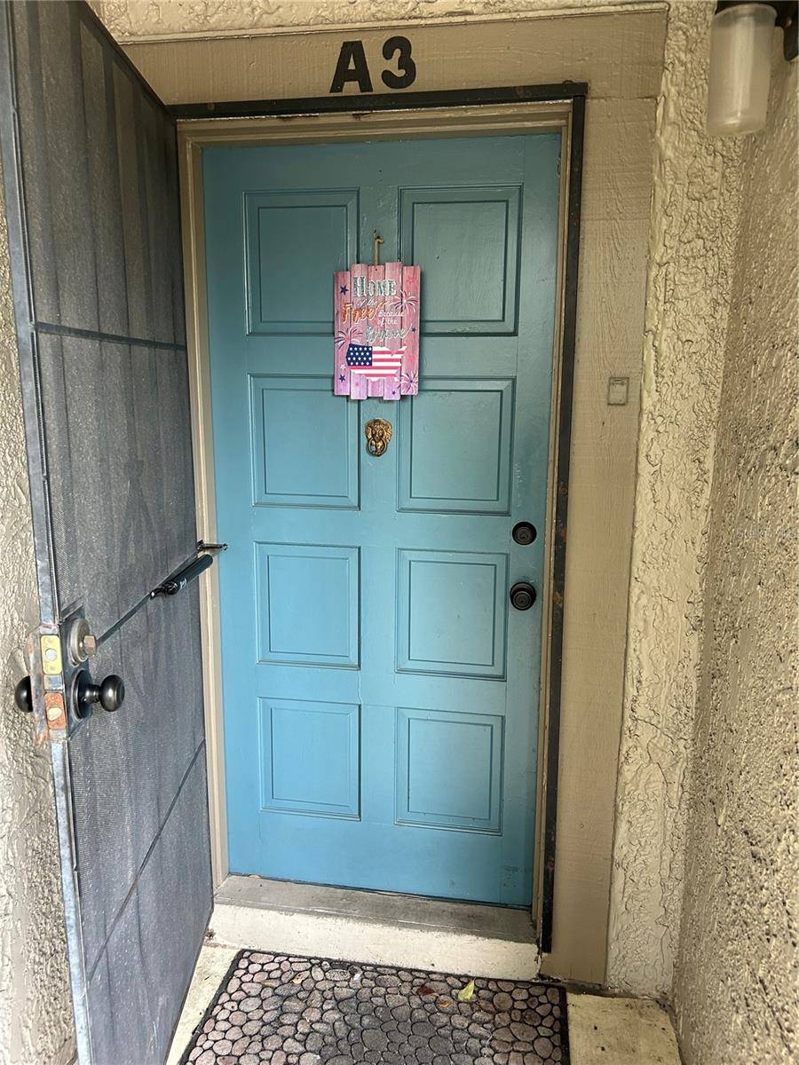 Tampa, FL 33615,6345 NEWTOWN CIR #45A3