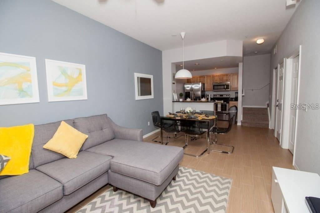 Kissimmee, FL 34741,4015 VENETIAN BAY DR #103