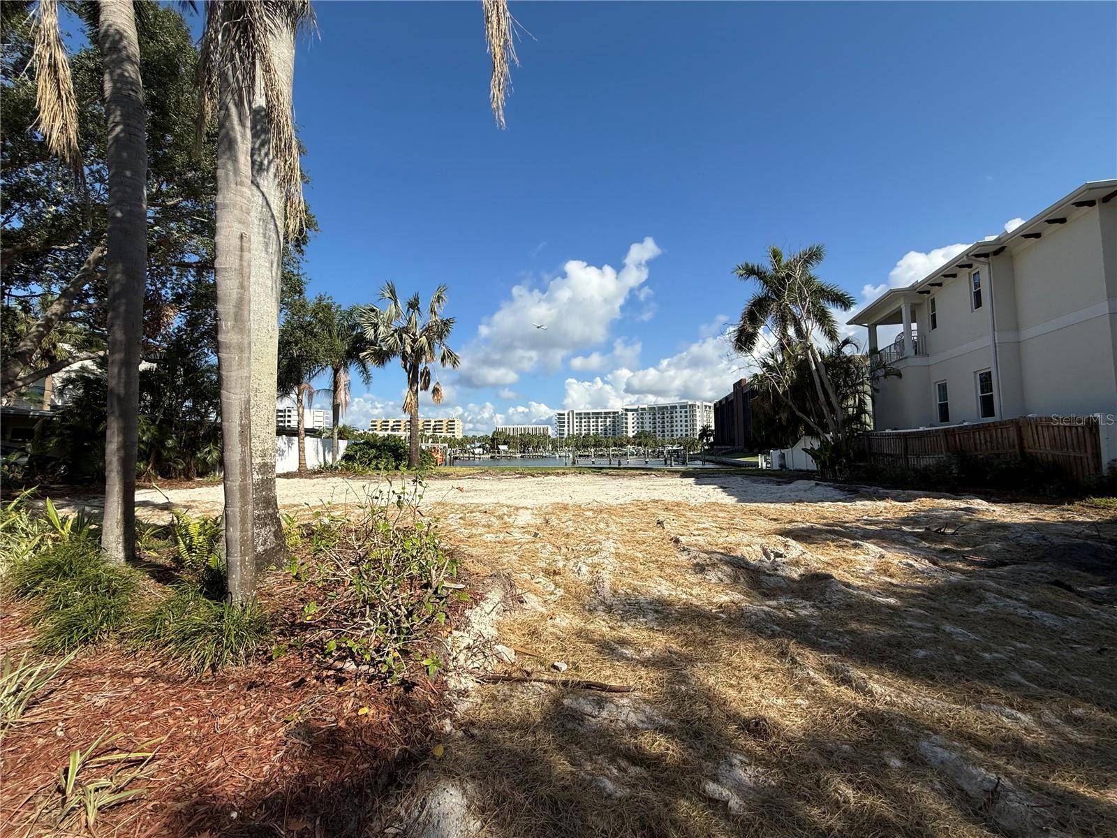 Tampa, FL 33609,52 SANDPIPER RD