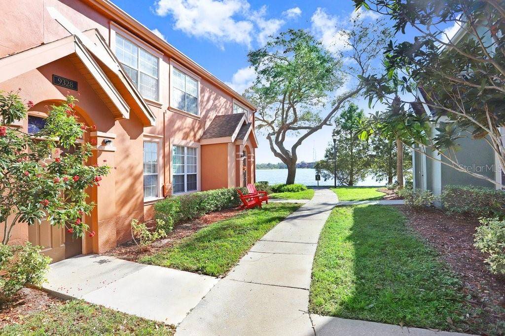 Tampa, FL 33626,9328 LAKE CHASE ISLAND WAY #9328