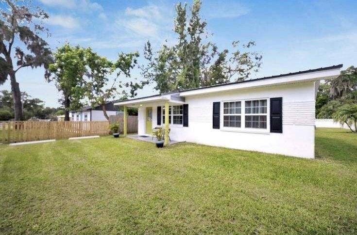 Zephyrhills, FL 33542,5121 10TH ST