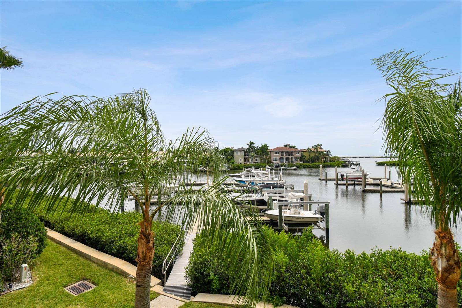 Tampa, FL 33615,8722 NAUTICAL VIEW CT