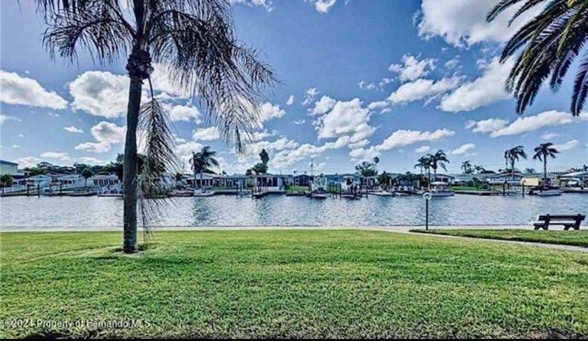 New Port Richey, FL 34652,4660 MARINE Pkwy #202