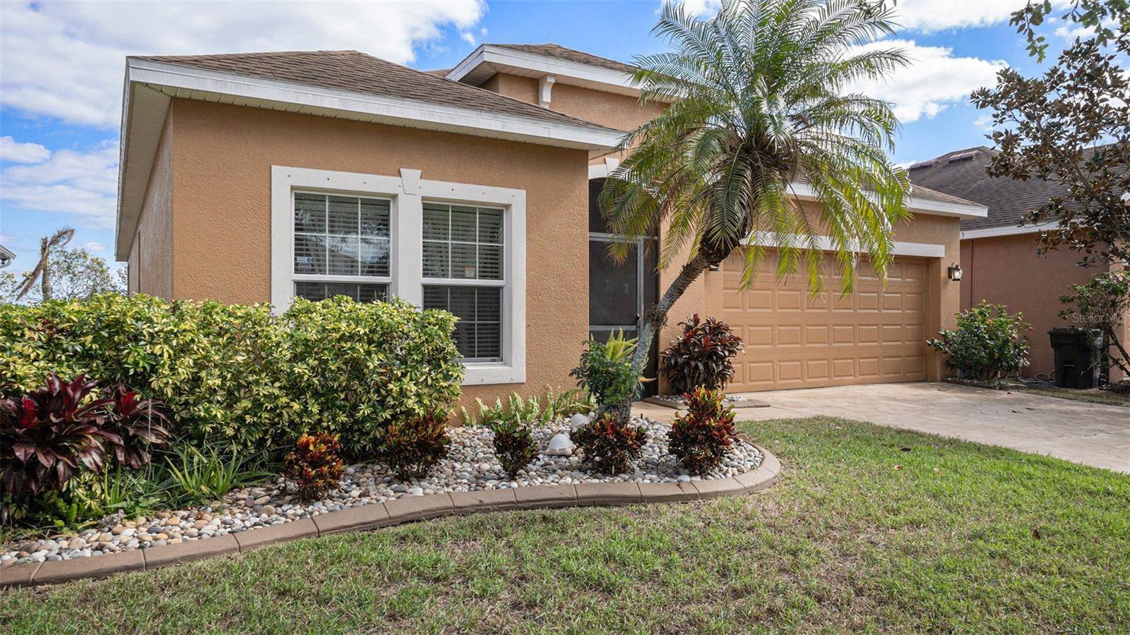 Ruskin, FL 33570,715 PARKER DEN DR