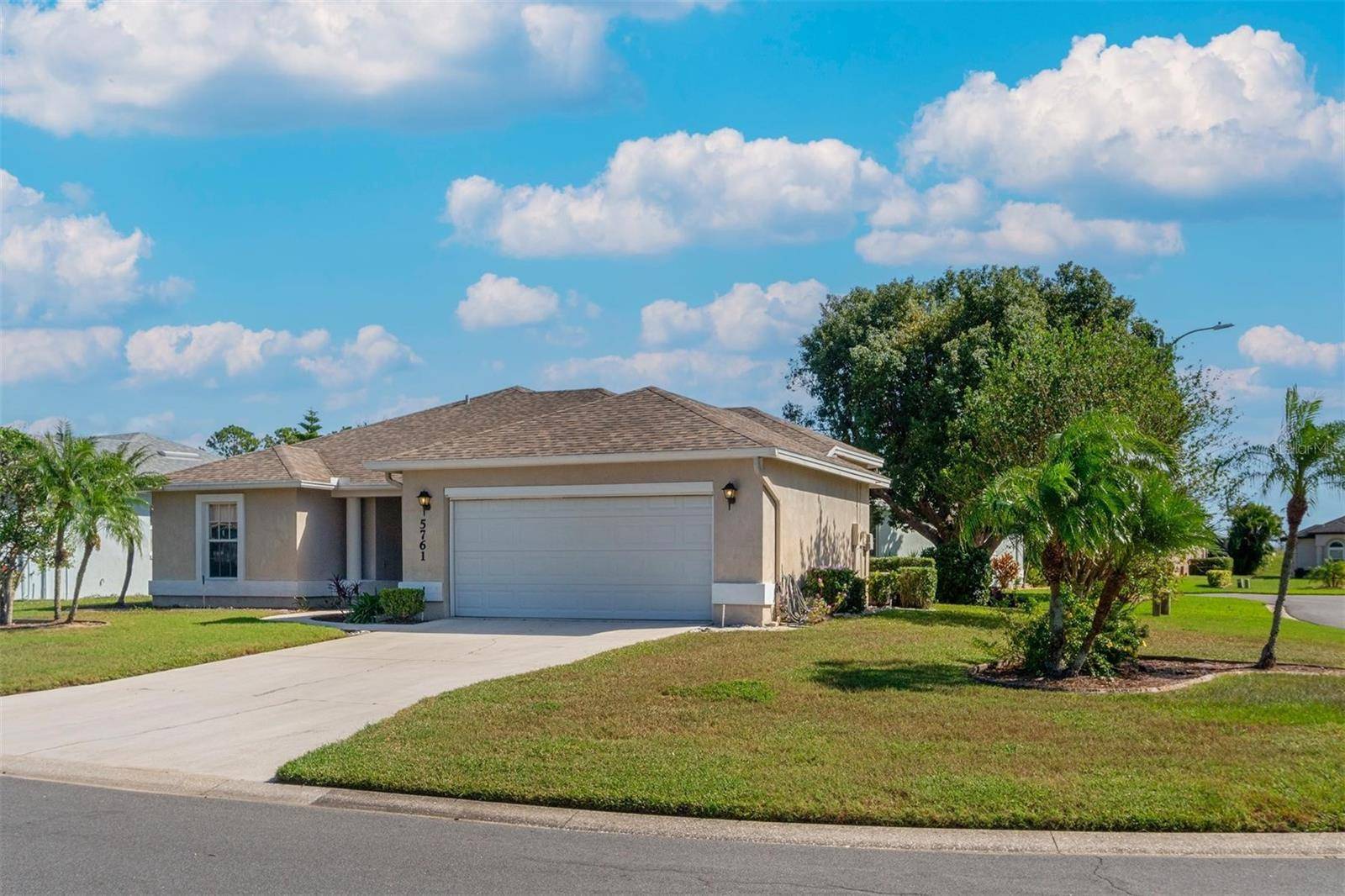 Lakeland, FL 33809,5761 MACAW PL