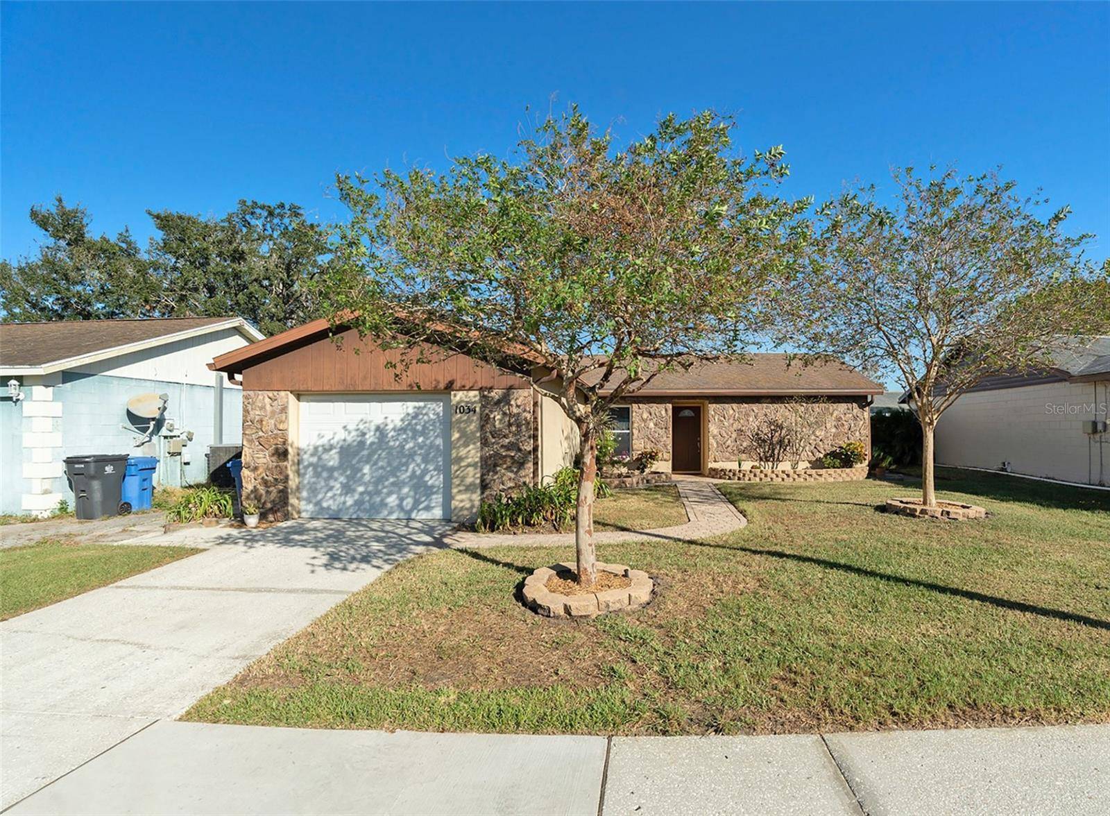 Brandon, FL 33511,1034 PINE RIDGE CIR