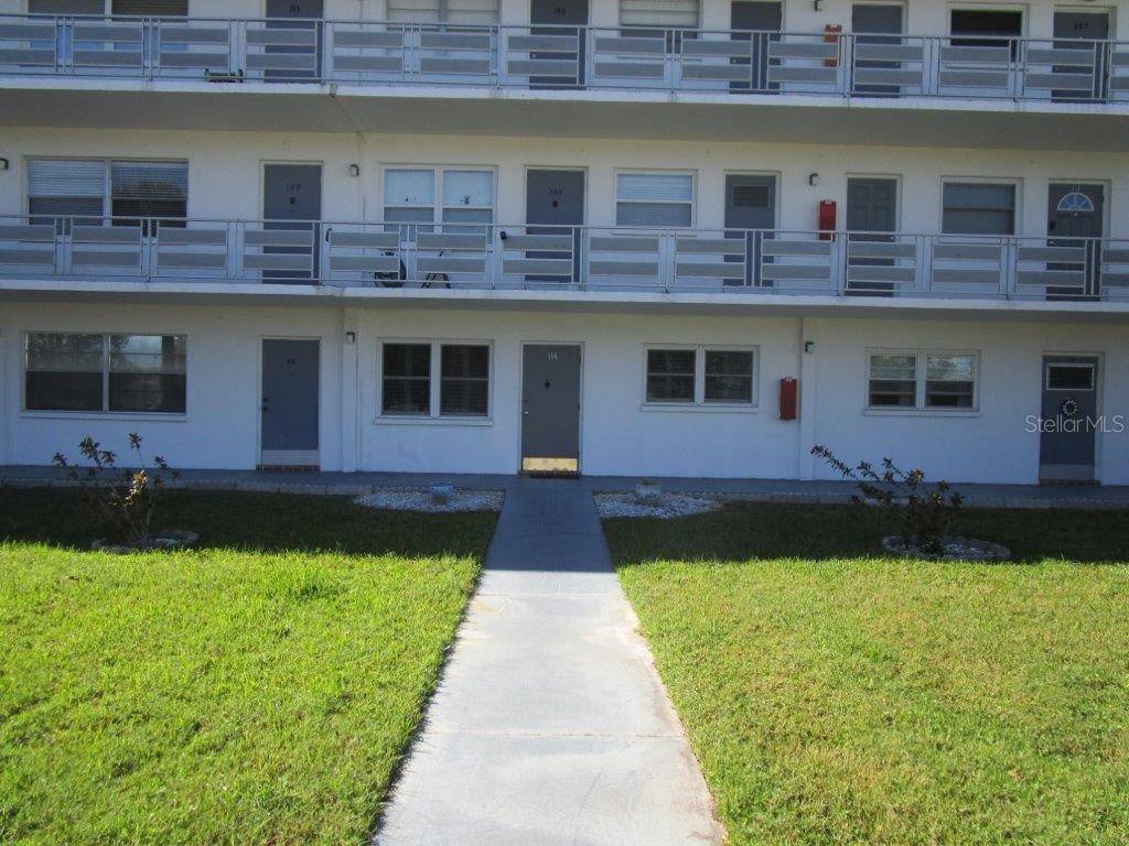 Saint Petersburg, FL 33714,6000 20TH ST N #114