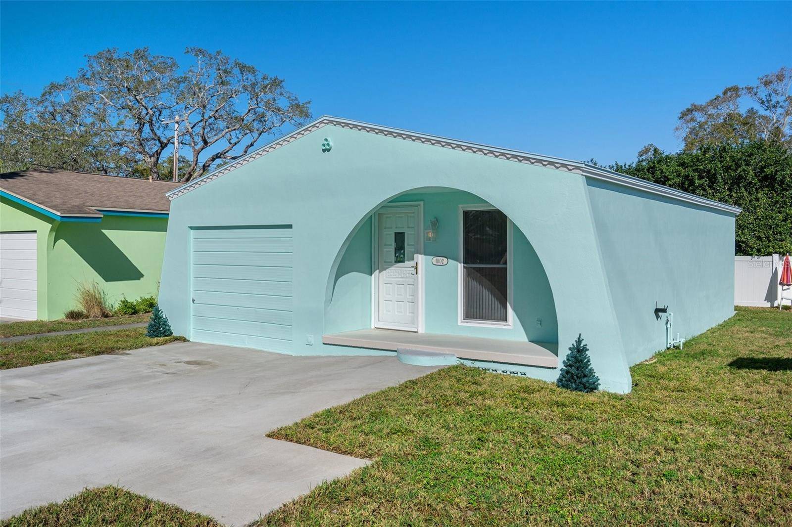 Dunedin, FL 34698,1002 IBIS CT