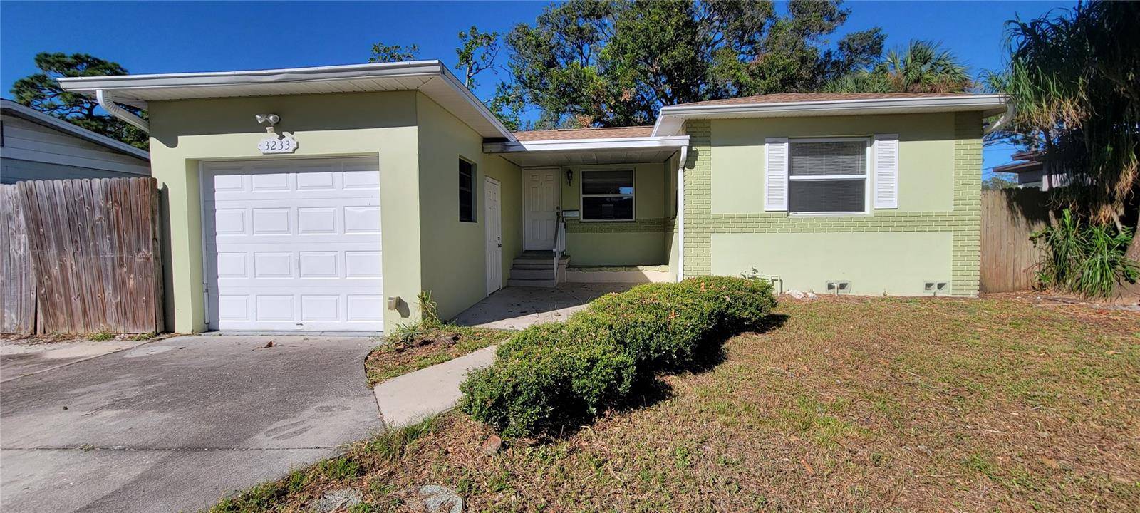 St Petersburg, FL 33713,3233 33RD AVE N