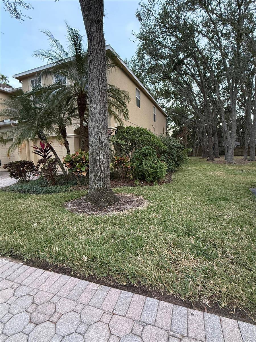 Riverview, FL 33578,10525 SHADY FALLS CT