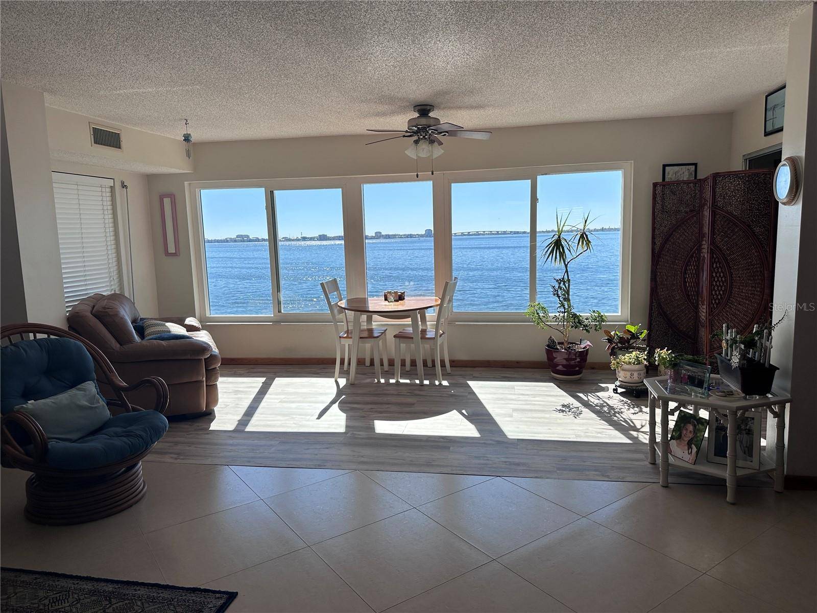 Gulfport, FL 33707,6020 SHORE BLVD S #301