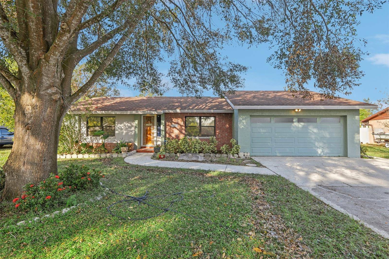 Seffner, FL 33584,3407 KING GEORGE LN